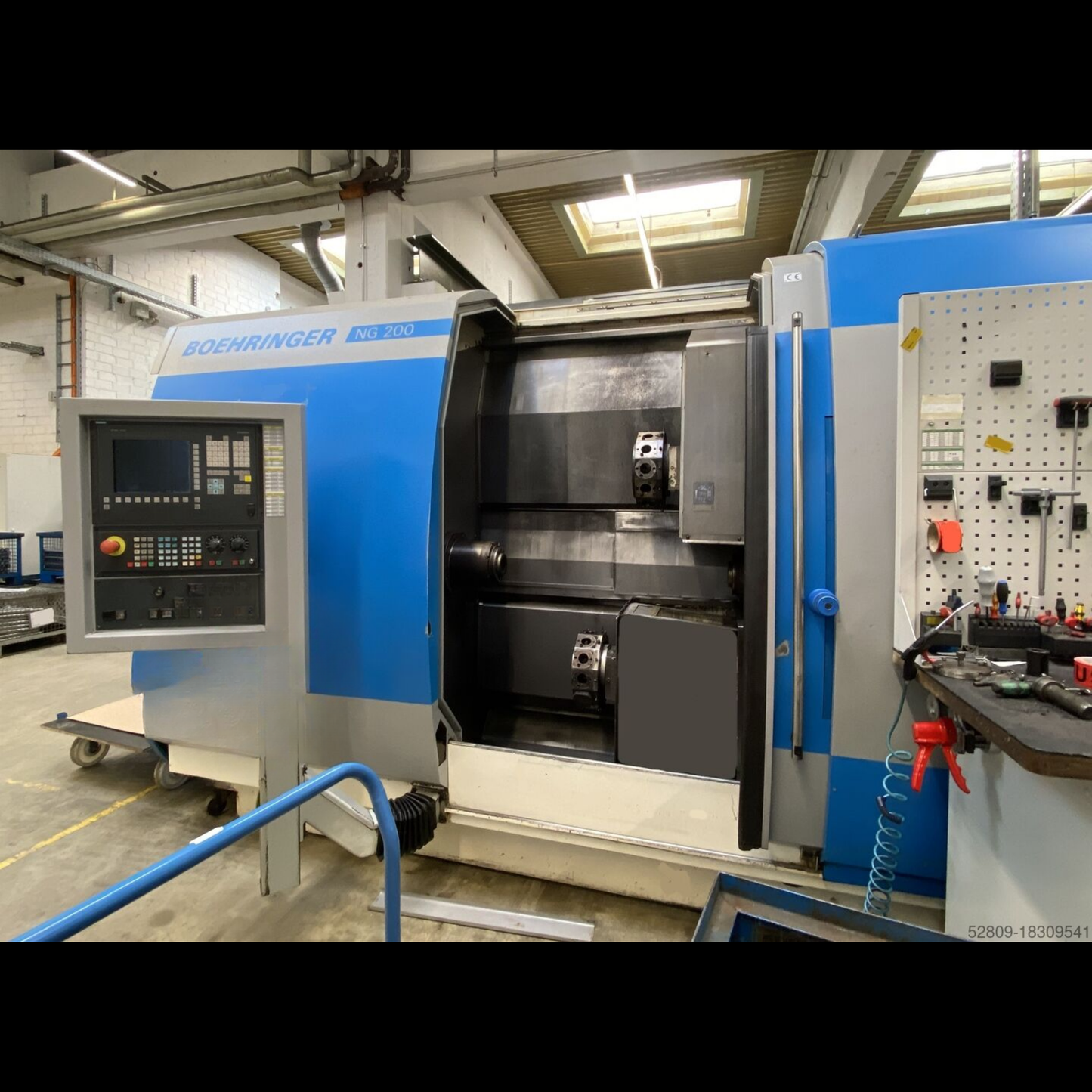 Universele CNC Draaibank BOEHRINGER NG200