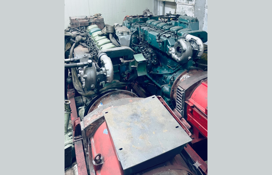 Volvo Penta TAMD120AK Marine-Generatorensatz